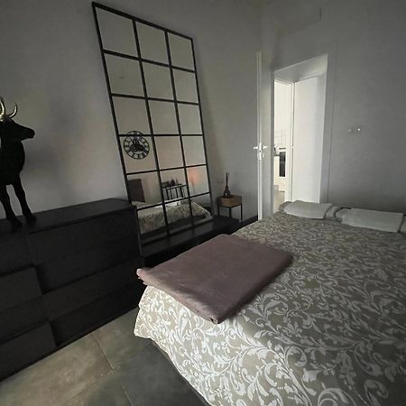 Decoluxe !Apartamento Con 1 Camera Da Letto , In Zona San Paolo , Via Martiniana Turin Exterior foto