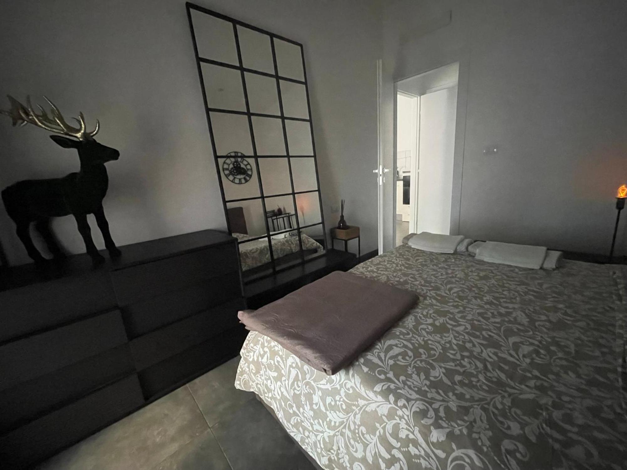 Decoluxe !Apartamento Con 1 Camera Da Letto , In Zona San Paolo , Via Martiniana Turin Exterior foto