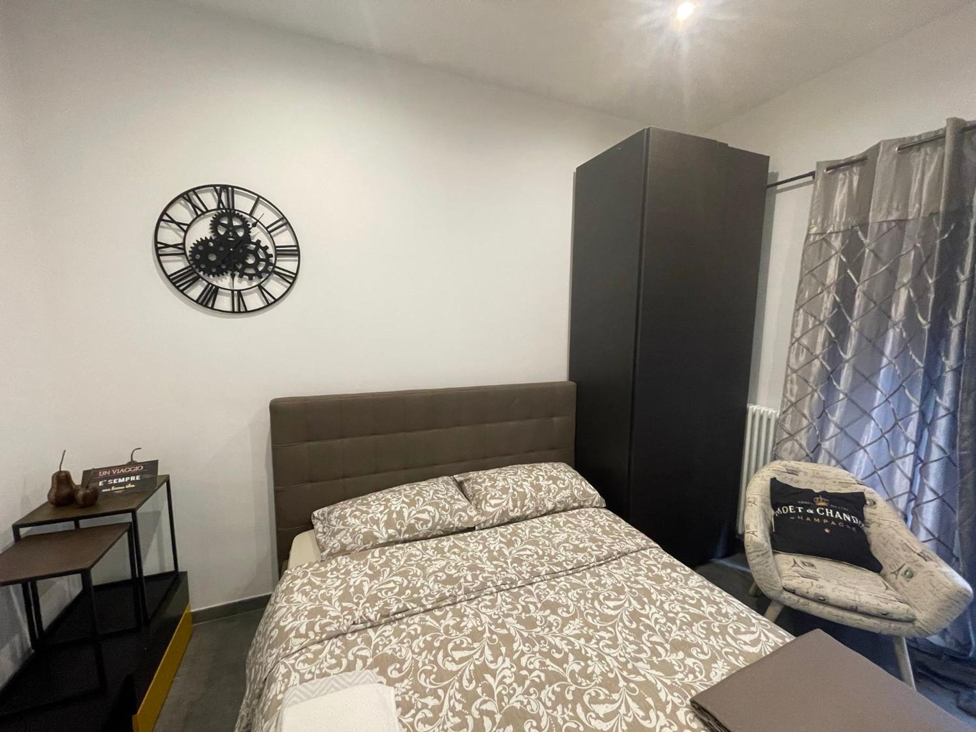 Decoluxe !Apartamento Con 1 Camera Da Letto , In Zona San Paolo , Via Martiniana Turin Exterior foto