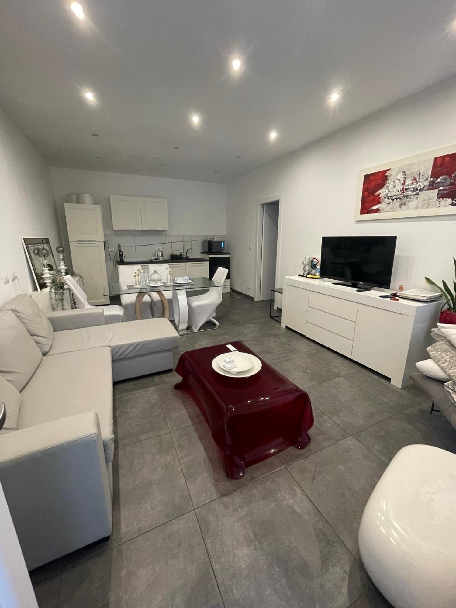 Decoluxe !Apartamento Con 1 Camera Da Letto , In Zona San Paolo , Via Martiniana Turin Exterior foto
